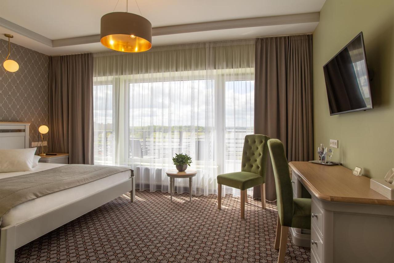 Hotel Sinchronas Telšiai Kültér fotó