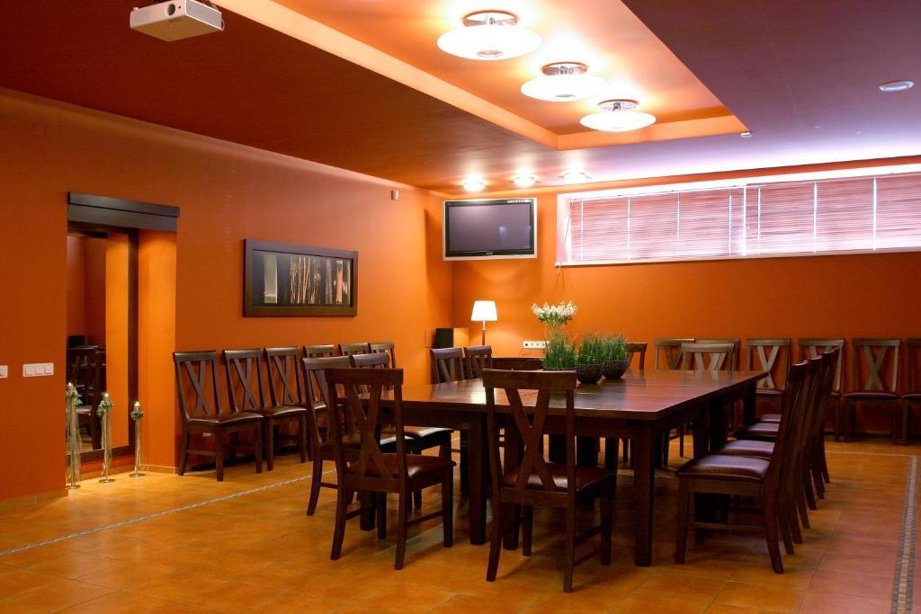 Hotel Sinchronas Telšiai Kültér fotó