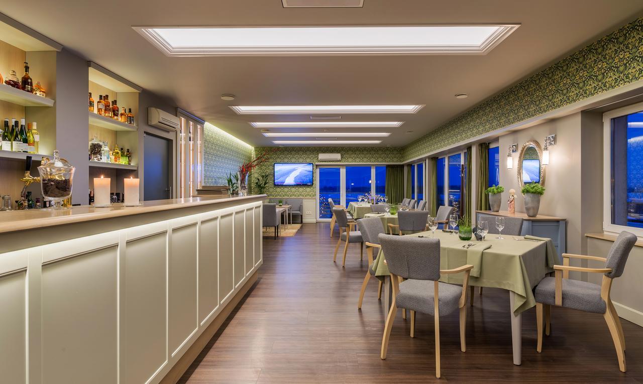 Hotel Sinchronas Telšiai Kültér fotó